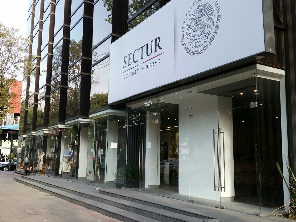 Michoacán presenta a Sectur federal proyectos turísticos