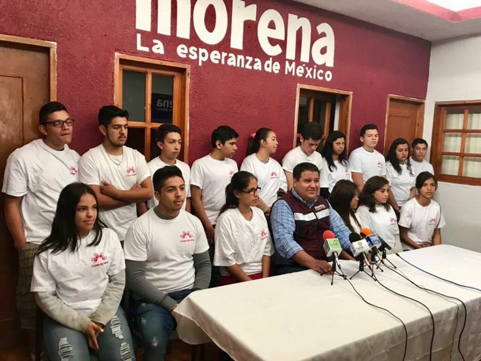 Becas y trabajo para jóvenes: Juan Pablo