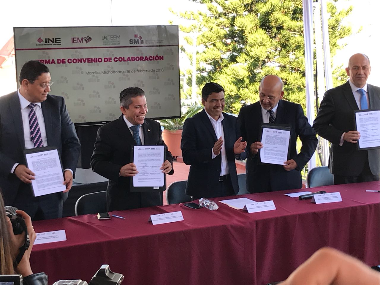 Firma convenio de colaboración el SMRTV con el INE, IEM y el TEEM