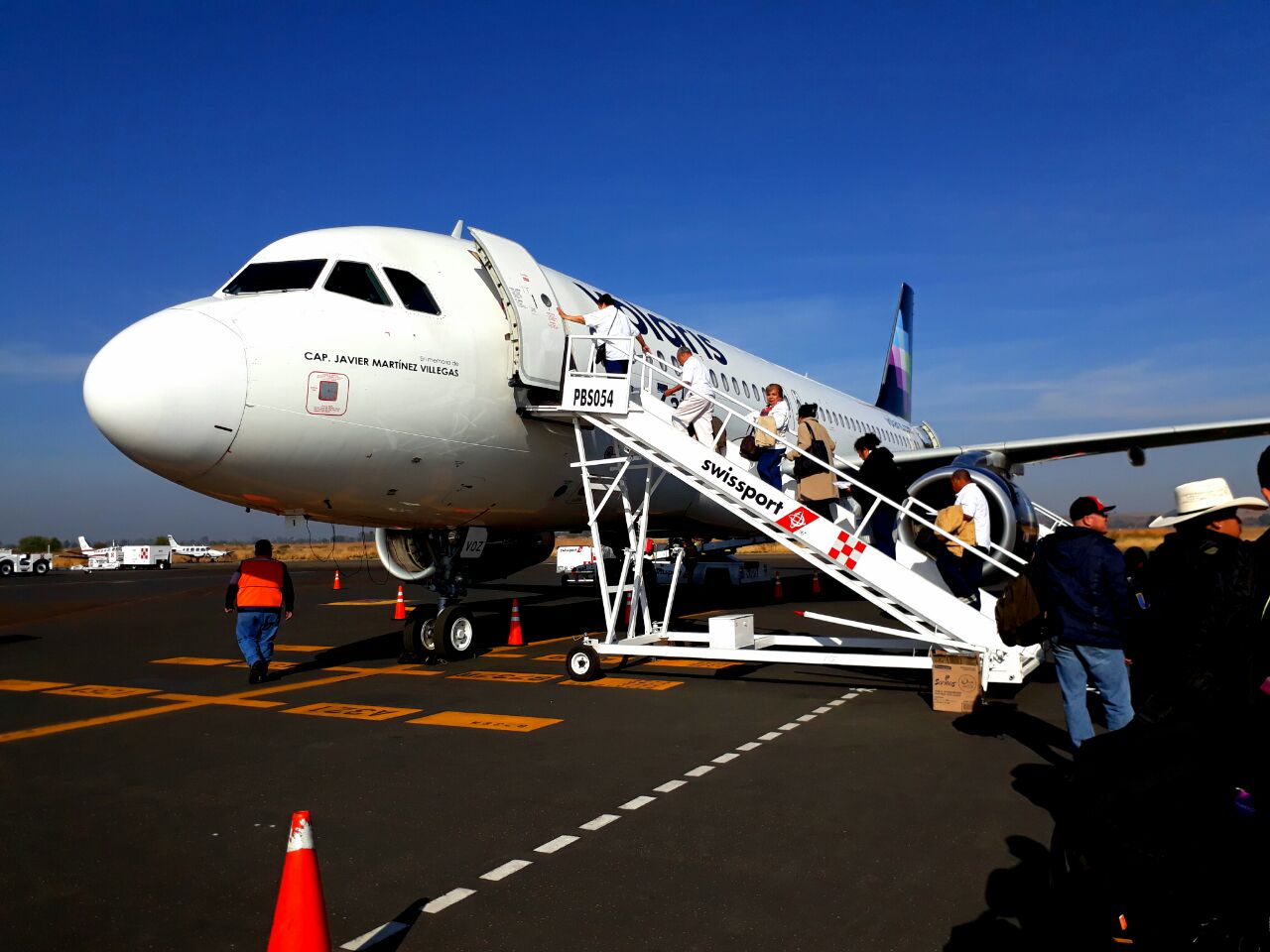 Gobierno de Múgica une familias de migrantes