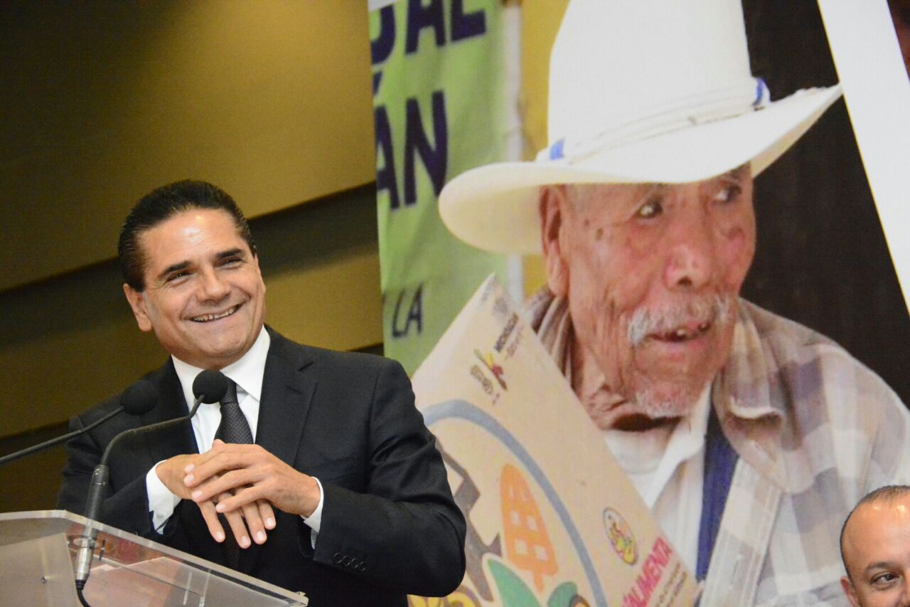 Encabeza Gobernador Arranque de Actividades 2018 del programa Sí Alimenta