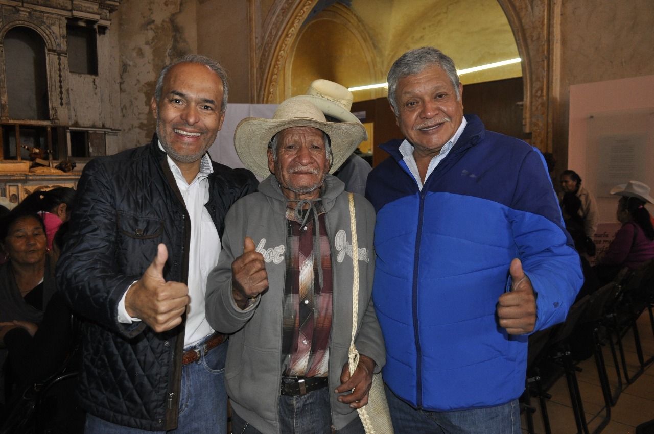 Conforma Semigrante primer grupo de Palomas Mensajeras de Charo