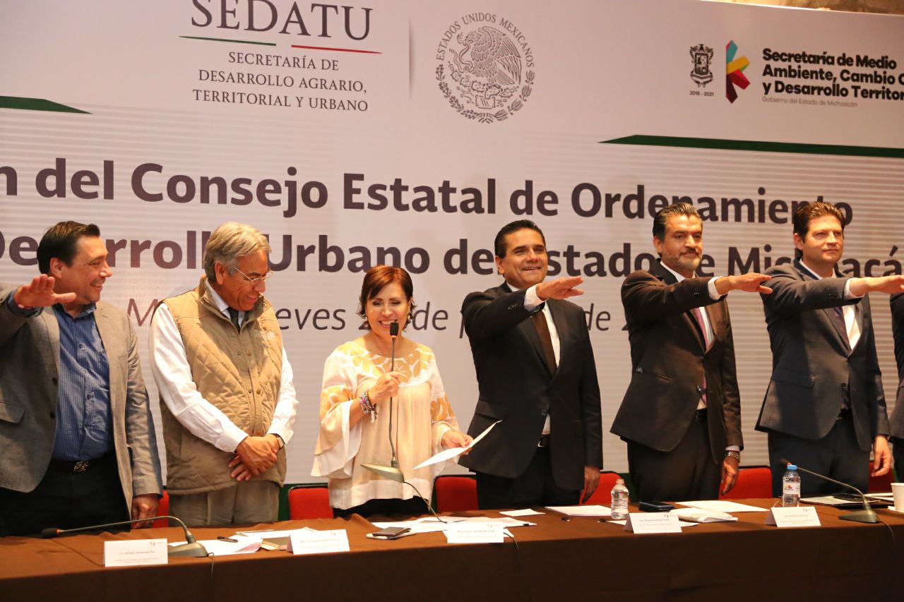 Planear desarrollo territorial y urbano para prevenir desastres humanos: Silvano Aureoles