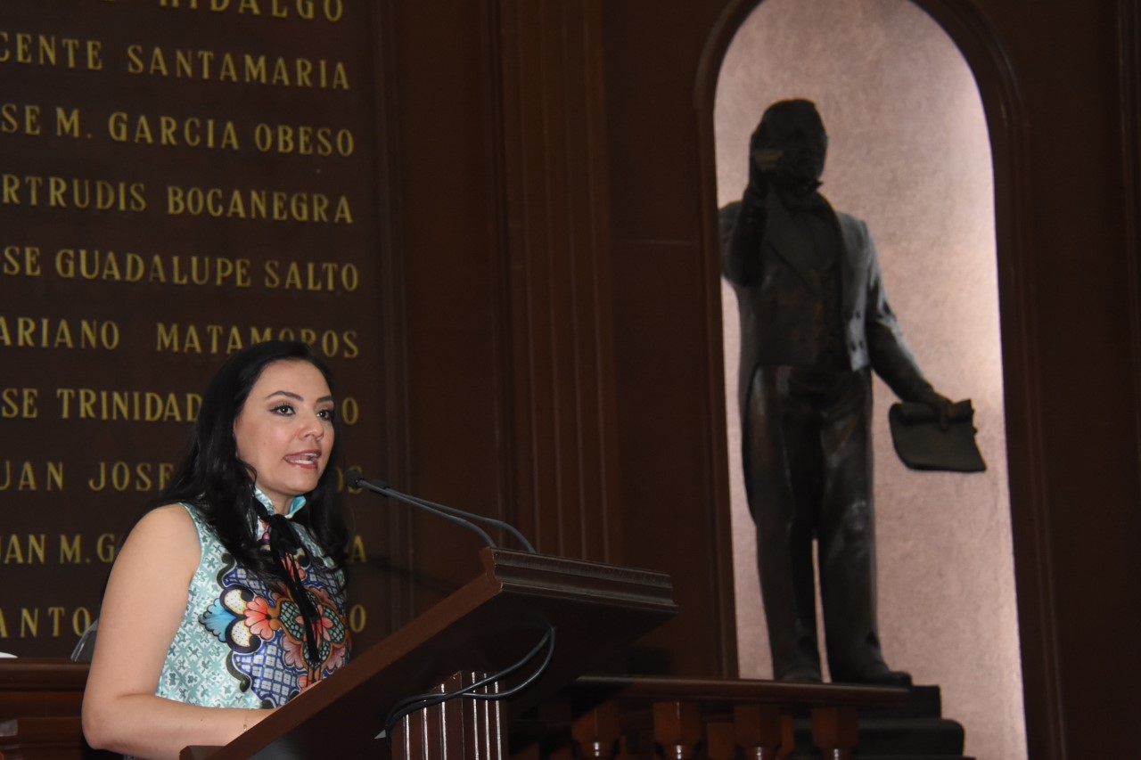 Sólo con agilidad, será posible la justicia: Adriana Hernández