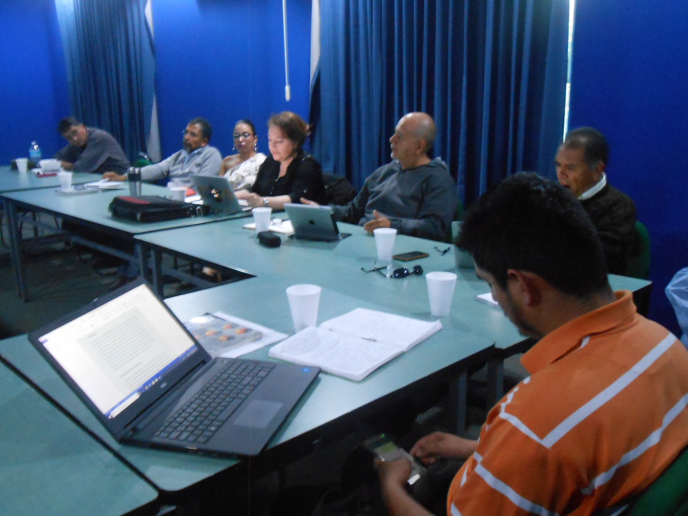 Presentan estudiantes avances de Doctorado en Educación del IMCED