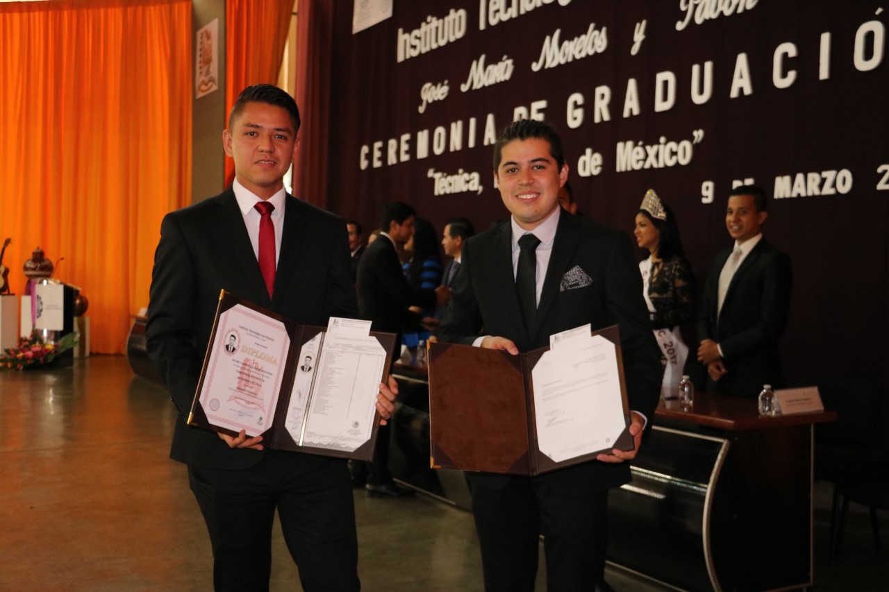 EGRESAN JÓVENES DE UNA DE LAS MEJORES INSTITUCIONES DEL PAÍS