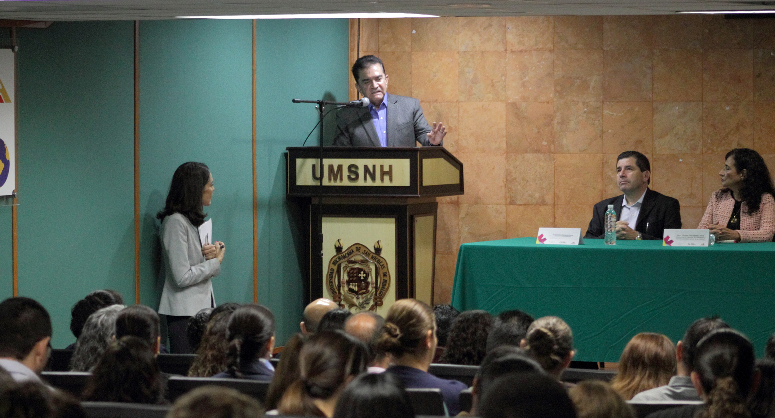 SFA da seguimiento a capacitación de servidores públicos en materia fiscal