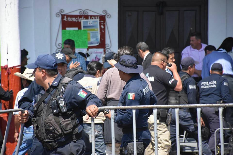 Atiende PC incidente en Ario de Rosales