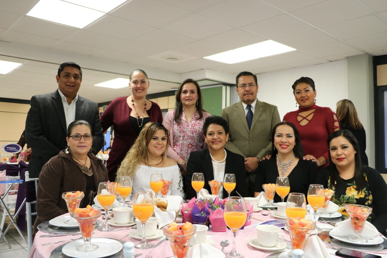 ITM RECONOCE A LA MUJER