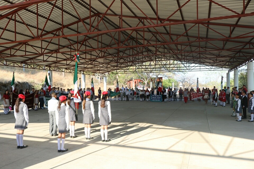 Gobierno de Múgica recuerda a don Benito Juárez