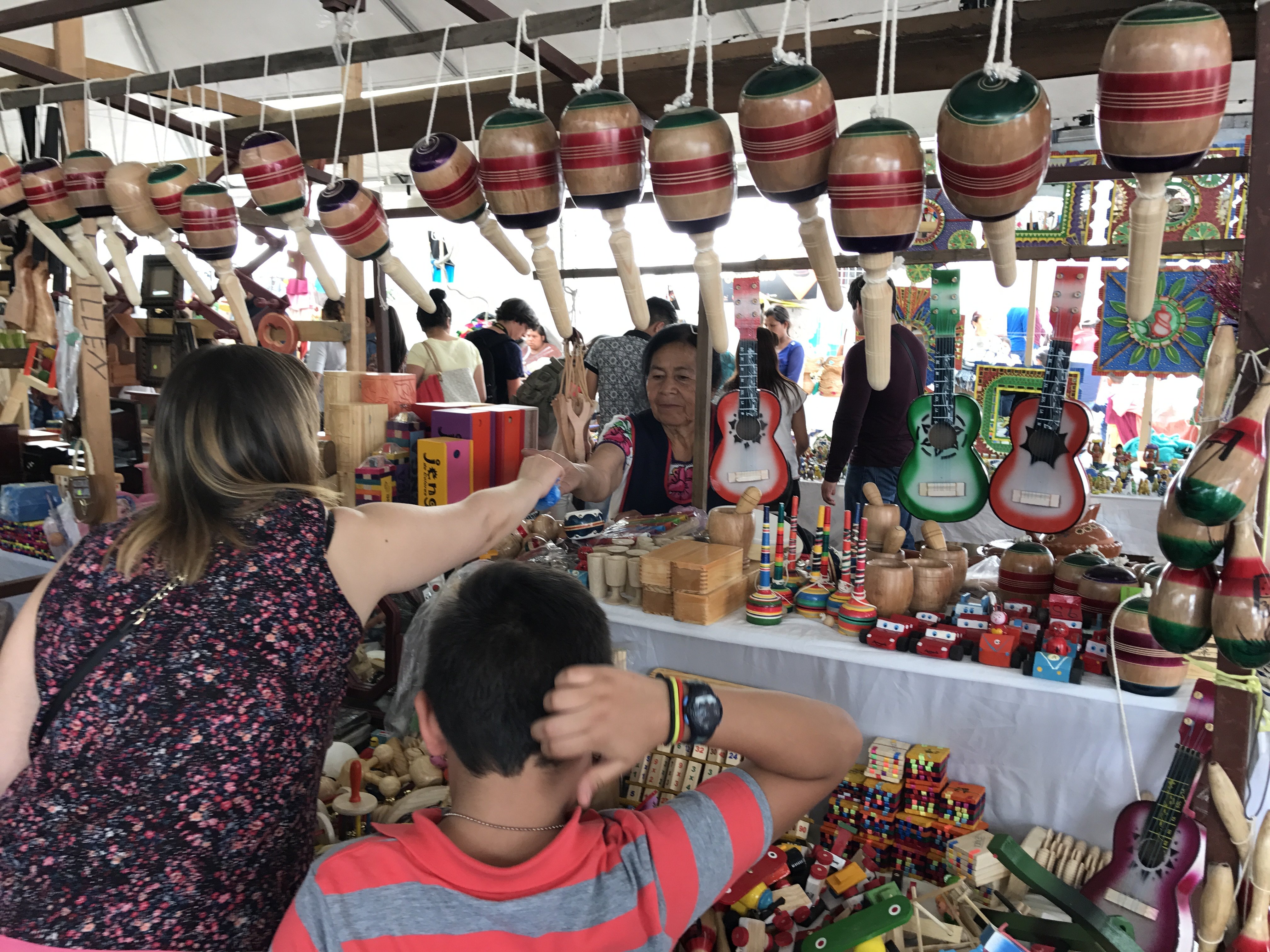 Todo listo para el Tianguis Artesanal de Uruapan: IAM
