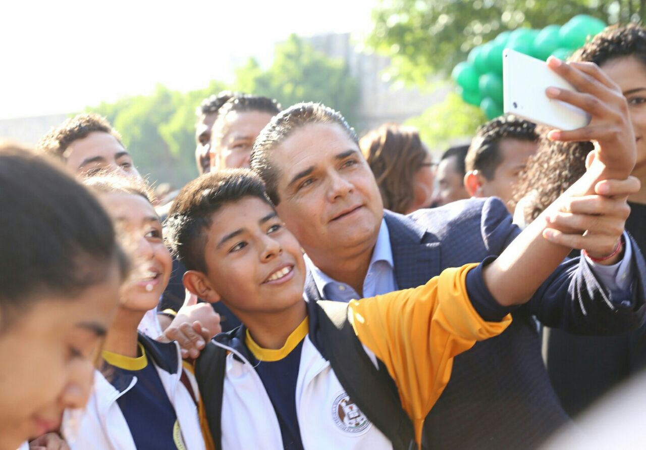 Arranca Gobernador Primera Academia de Baloncesto Aguacateros de Michoacán