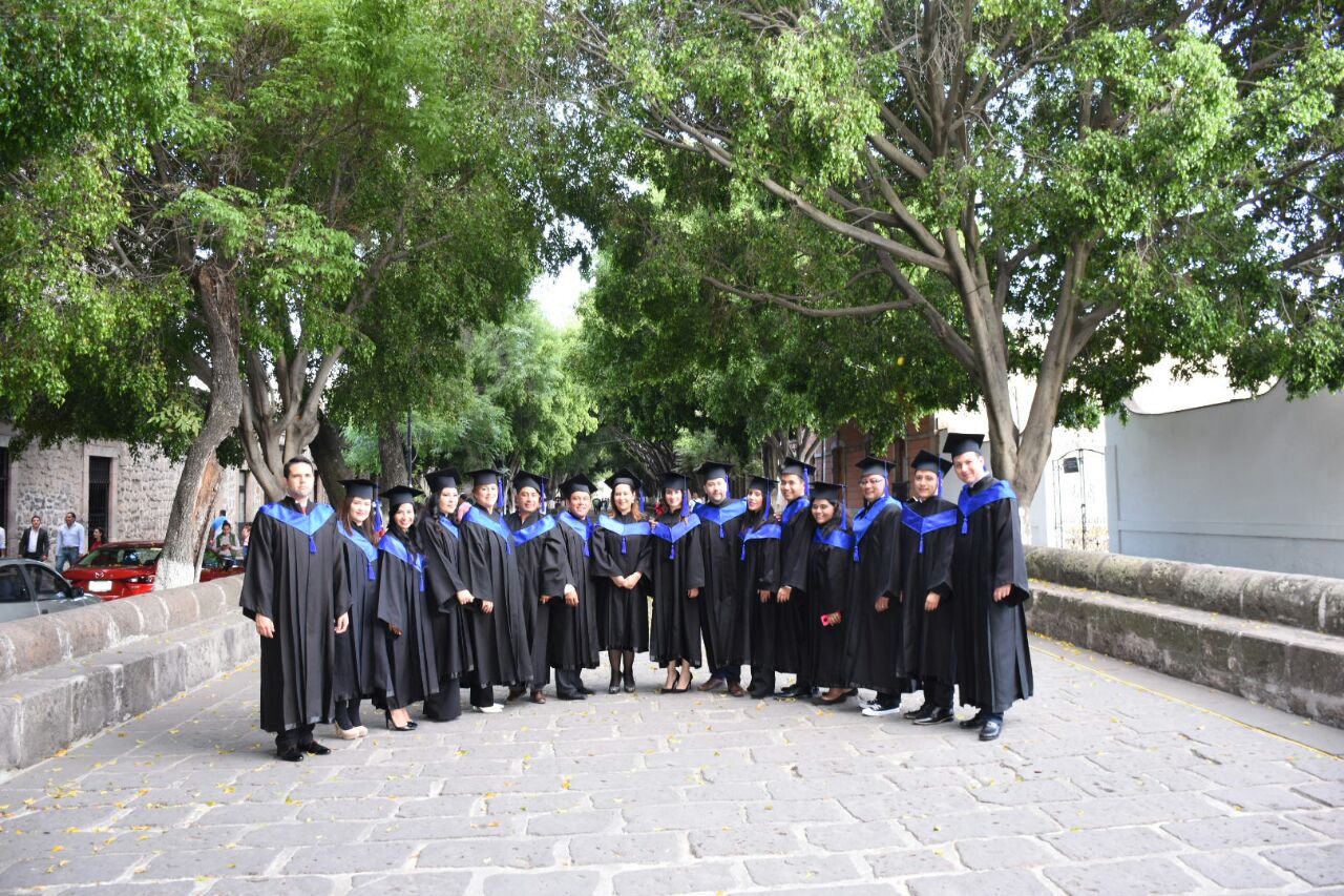 Se gradúan cuadros del PRI en la maestría en gerencia pública y política social