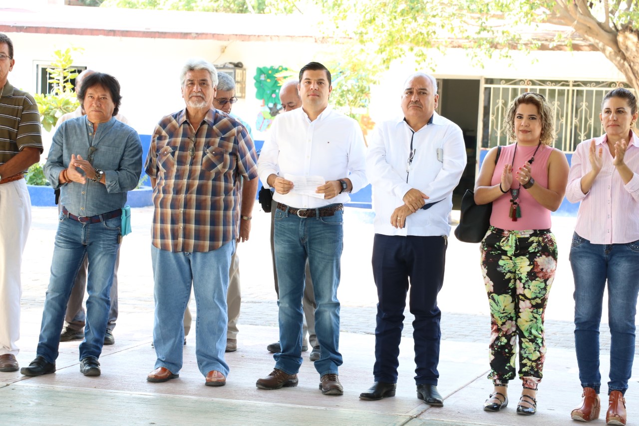 Continúan las obras por la dignificación de las escuelas