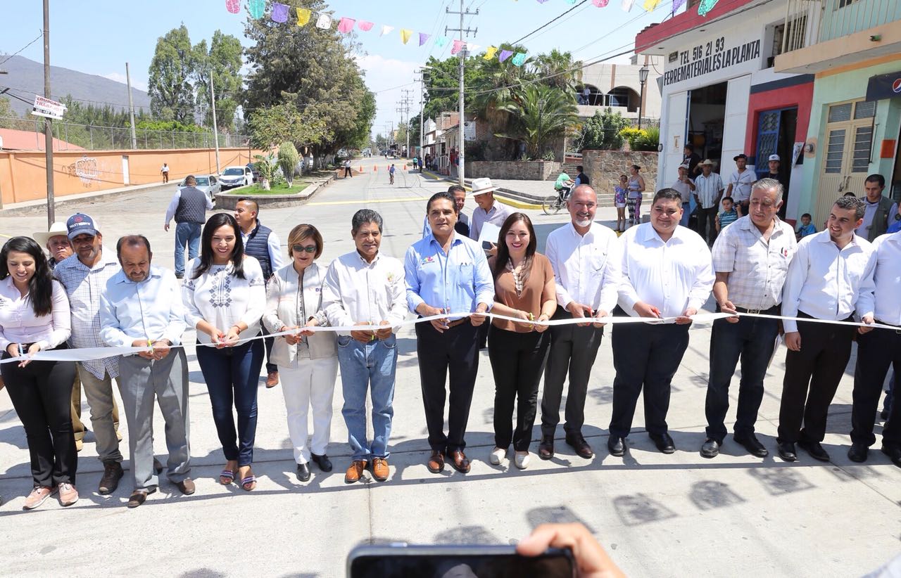 Inaugura y arranca Gobernador Silvano Aureoles obras por 37 mdp en Jacona