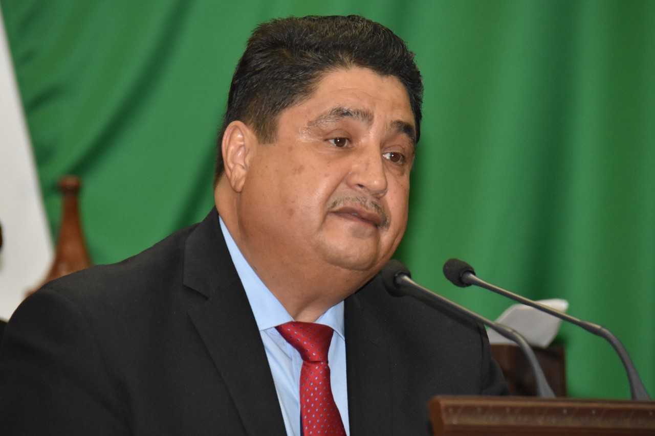 Iniciativa de Juan Manuel Figueroa permitirá modernizar al notariado