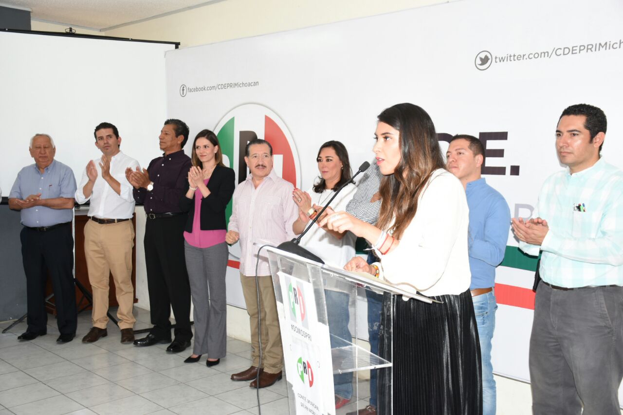 Toman protesta a Marisol Aguilar como presidenta interina del PRI Morelia