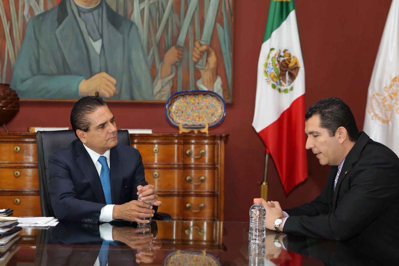 Recibe Gobernador a fiscal anticorrupción