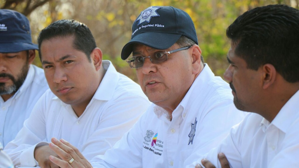 Tras diálogo, se levanta bloqueo en Aquila: SSP