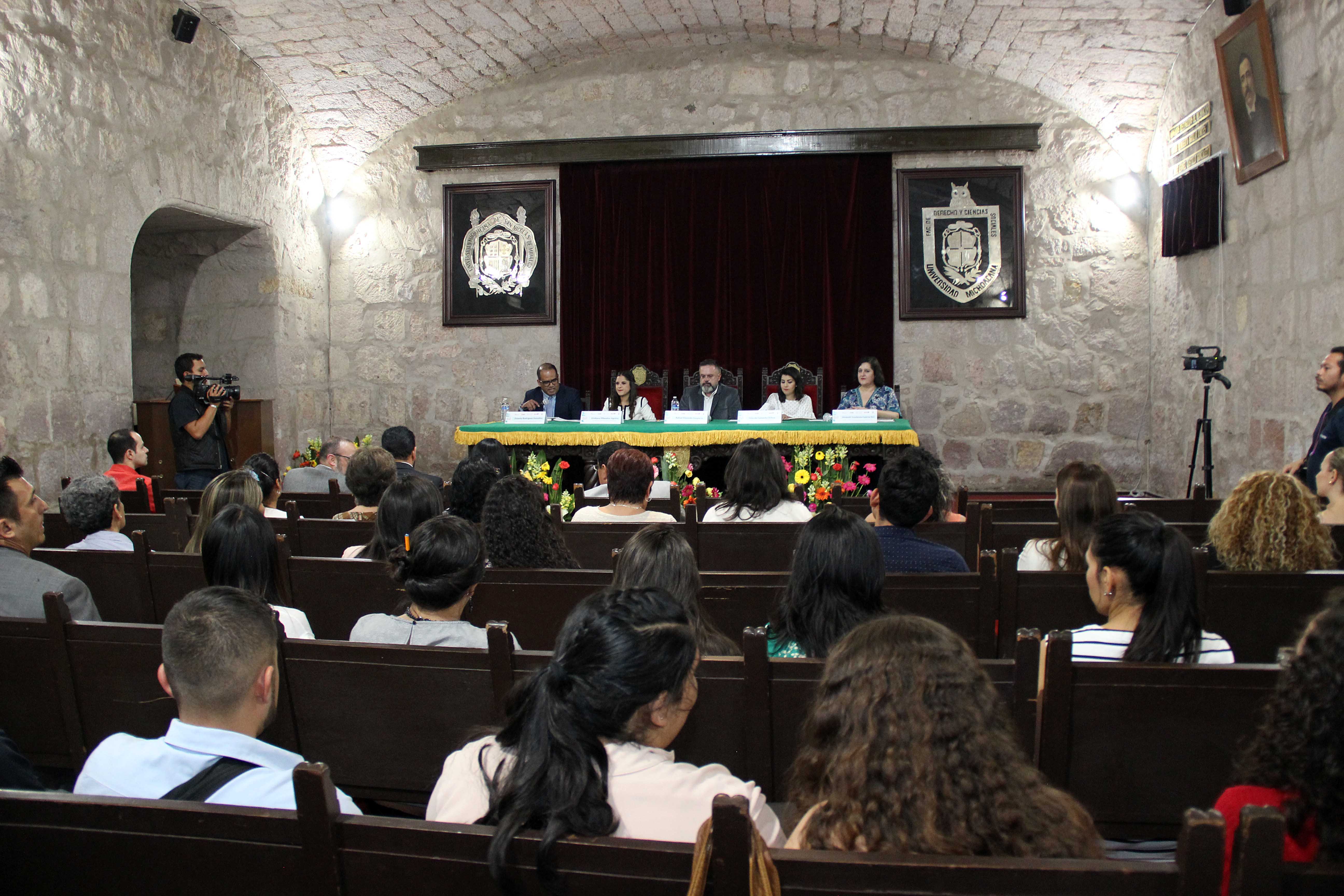 Órganos electorales presentan libro sobre violencia política contra la mujer
