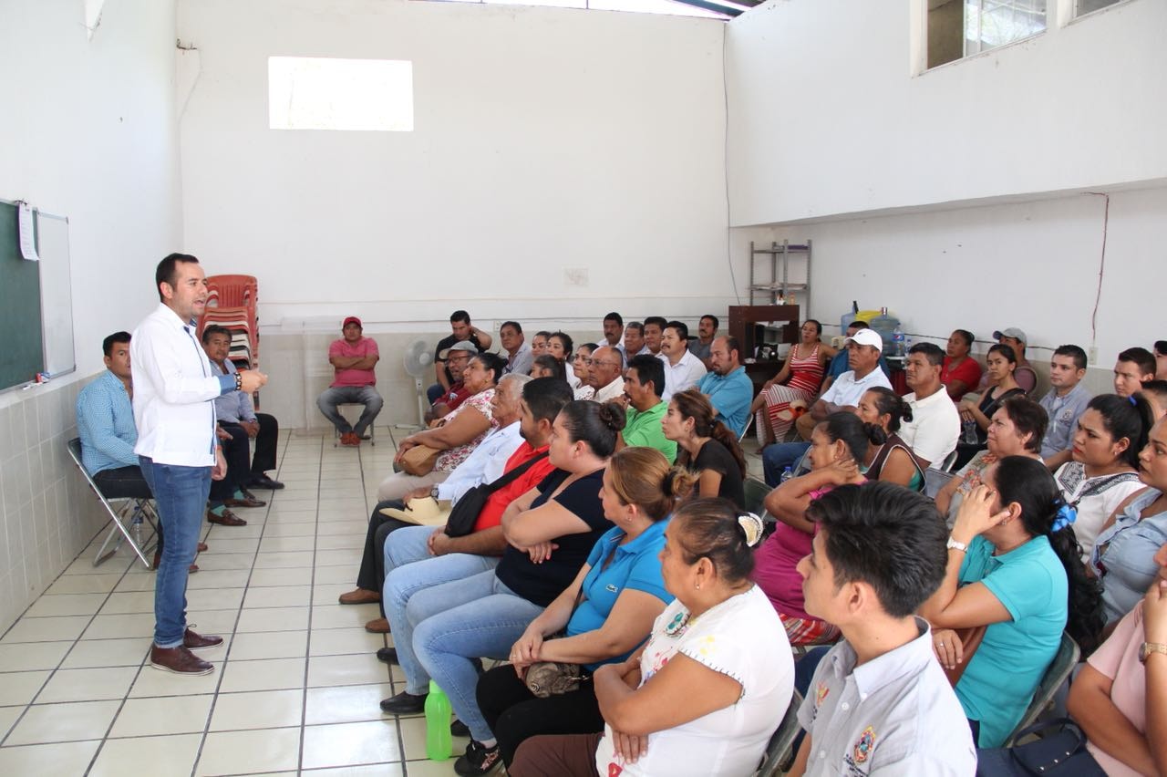 Recorre Reyes Galindo el 90 por ciento de los municipios del Distrito 01 federal