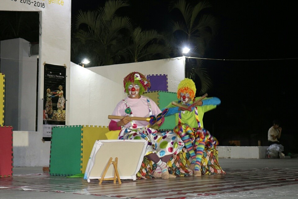 Presentaron obra de teatro en Múgica