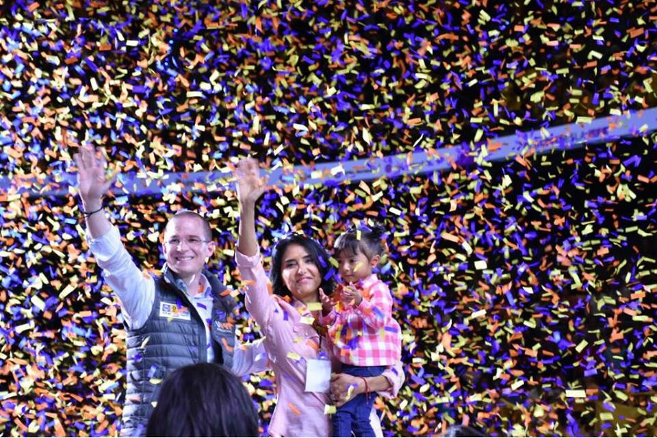 Conforma Ricardo Anaya equipo ganador para la campaña electoral