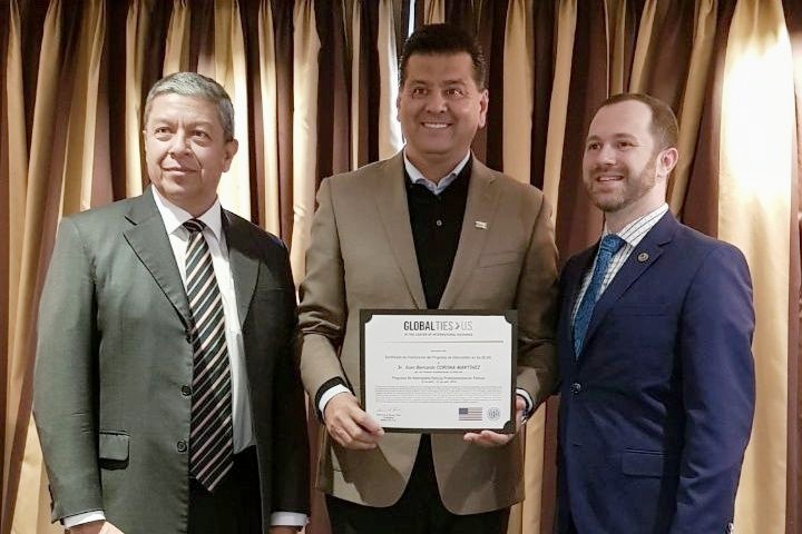 Intercambia SSP modelos de formación policial con EU