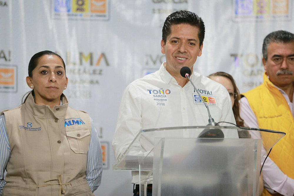 Error, militarizar frontera; velaré por intereses de migrantes: Toño García