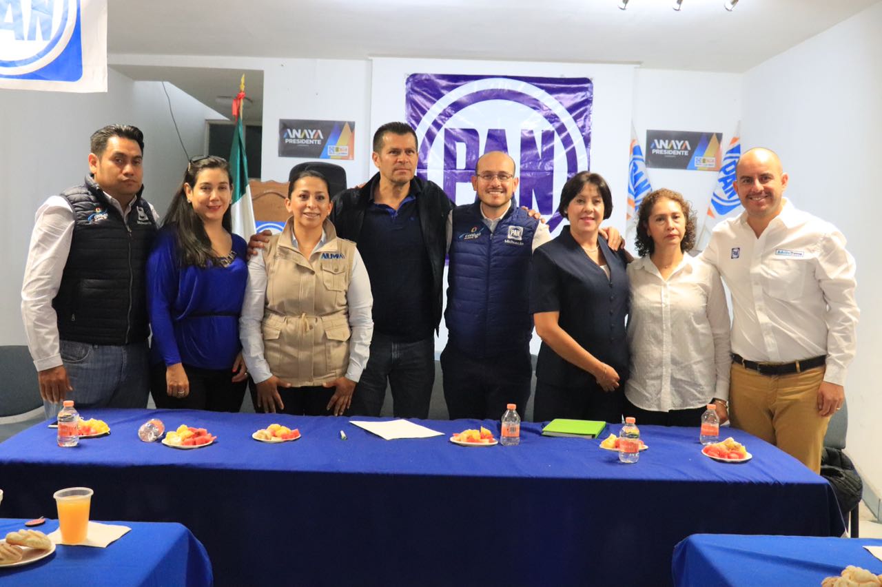 Presenta PAN planilla de Ayuntamiento de Zitácuaro; reiteran respaldo a Carlos Herrera y Alma Mireya
