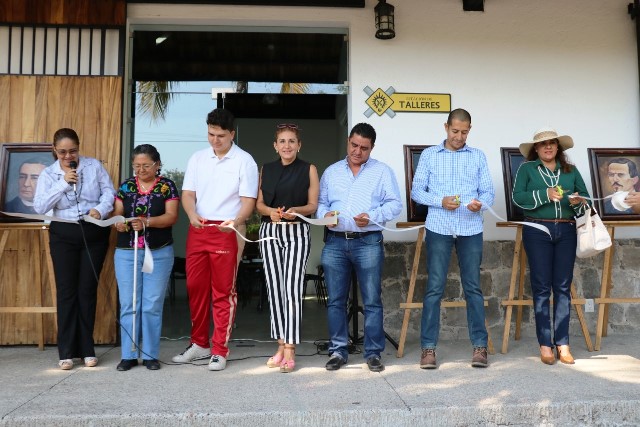 Inauguran exposición fotográfica de Ex Gobernadores y “Apatzingán de Ayer y Hoy”