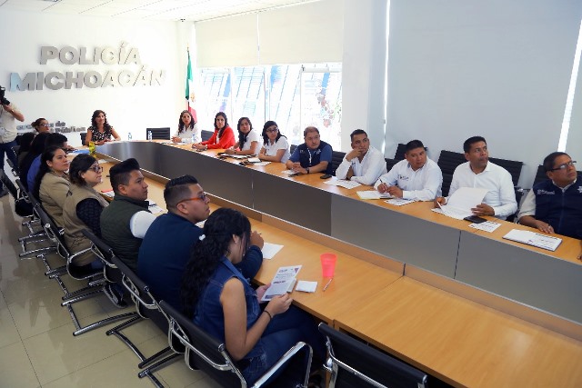 Capacitan a personal de SSP en materia de normatividad electoral.