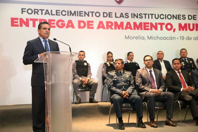 Fortalecer cuerpos de seguridad municipales, el reto: Gobernador