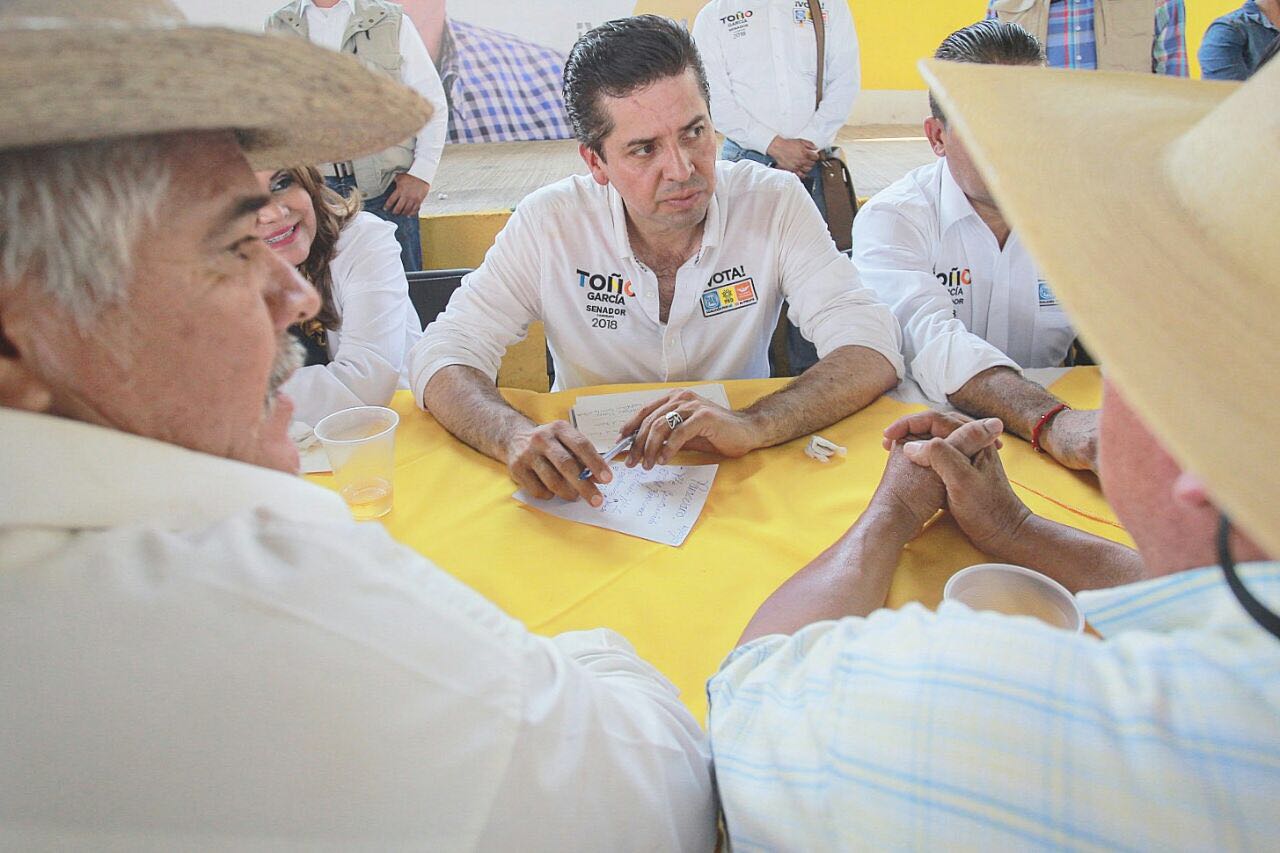 Seré un senador cercano a la gente, afirma Toño García