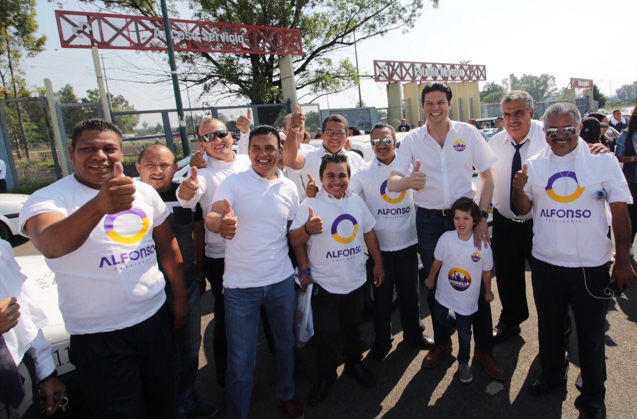 Aumenta la popularidad de Alfonso Martínez entre los morelianos: “Él sí cumple”