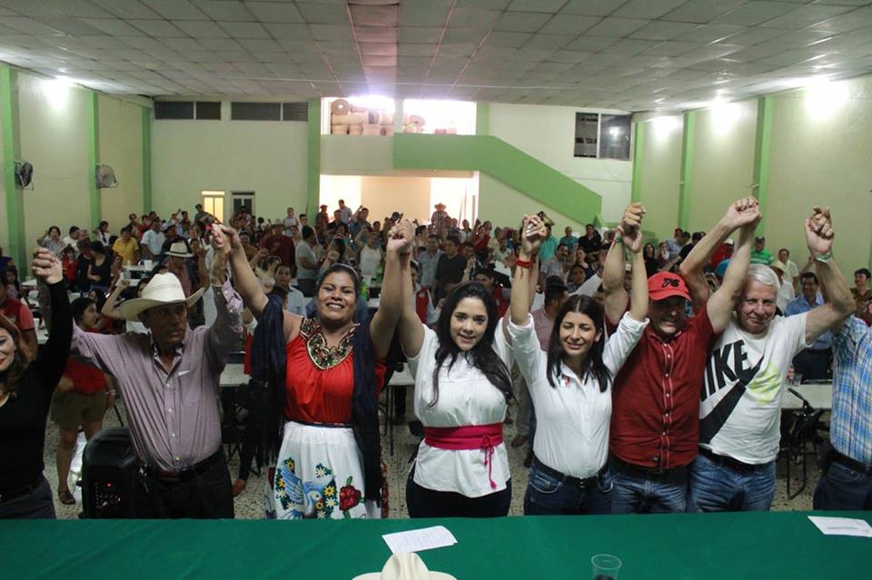 Plantea Xóchitl Ruiz mejorar condiciones de productores de Los Reyes