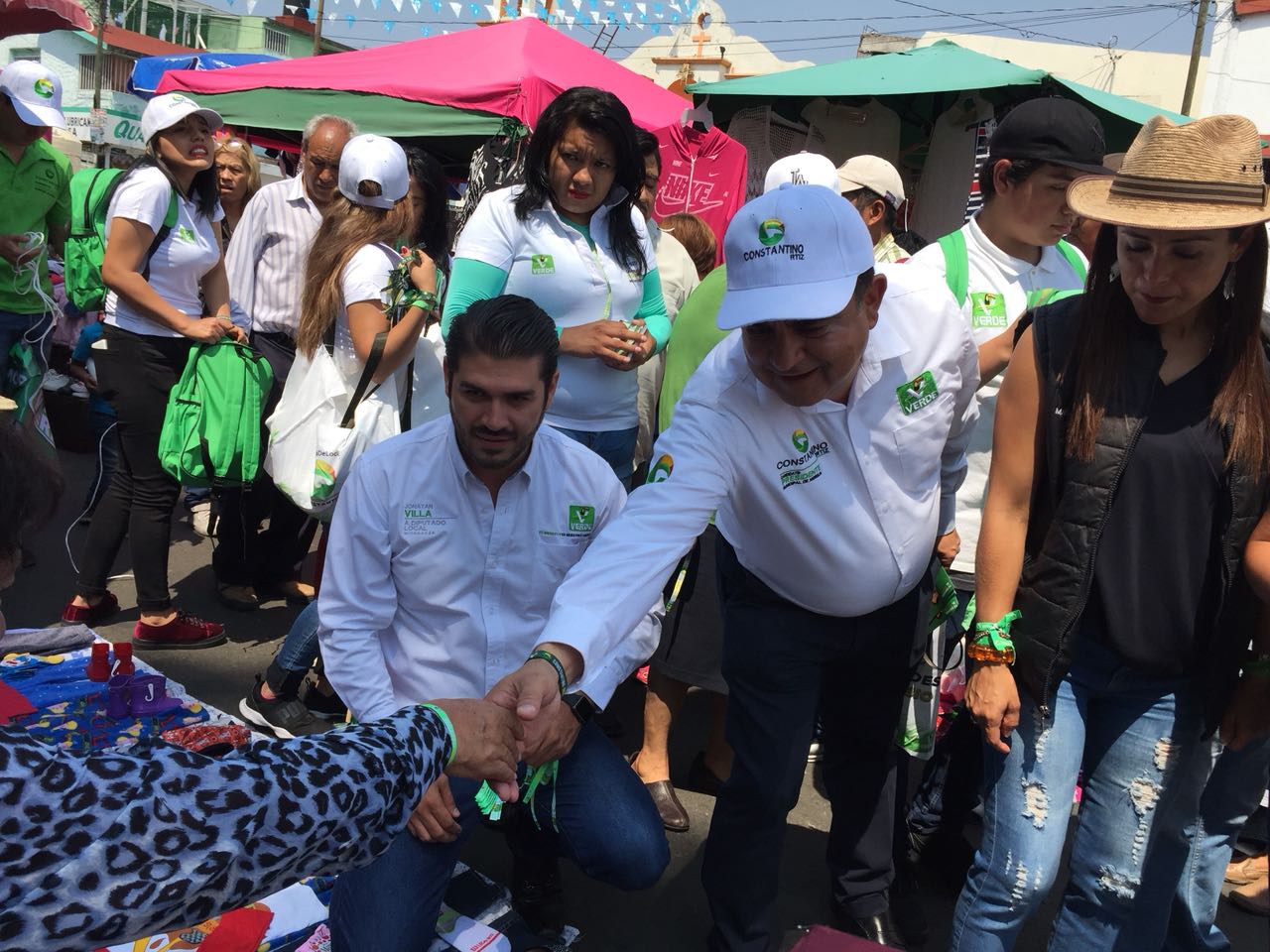 Promovió Constantino Ortiz campaña “Juega de Local”  para aumentar ventas en tianguis y negocios familiares