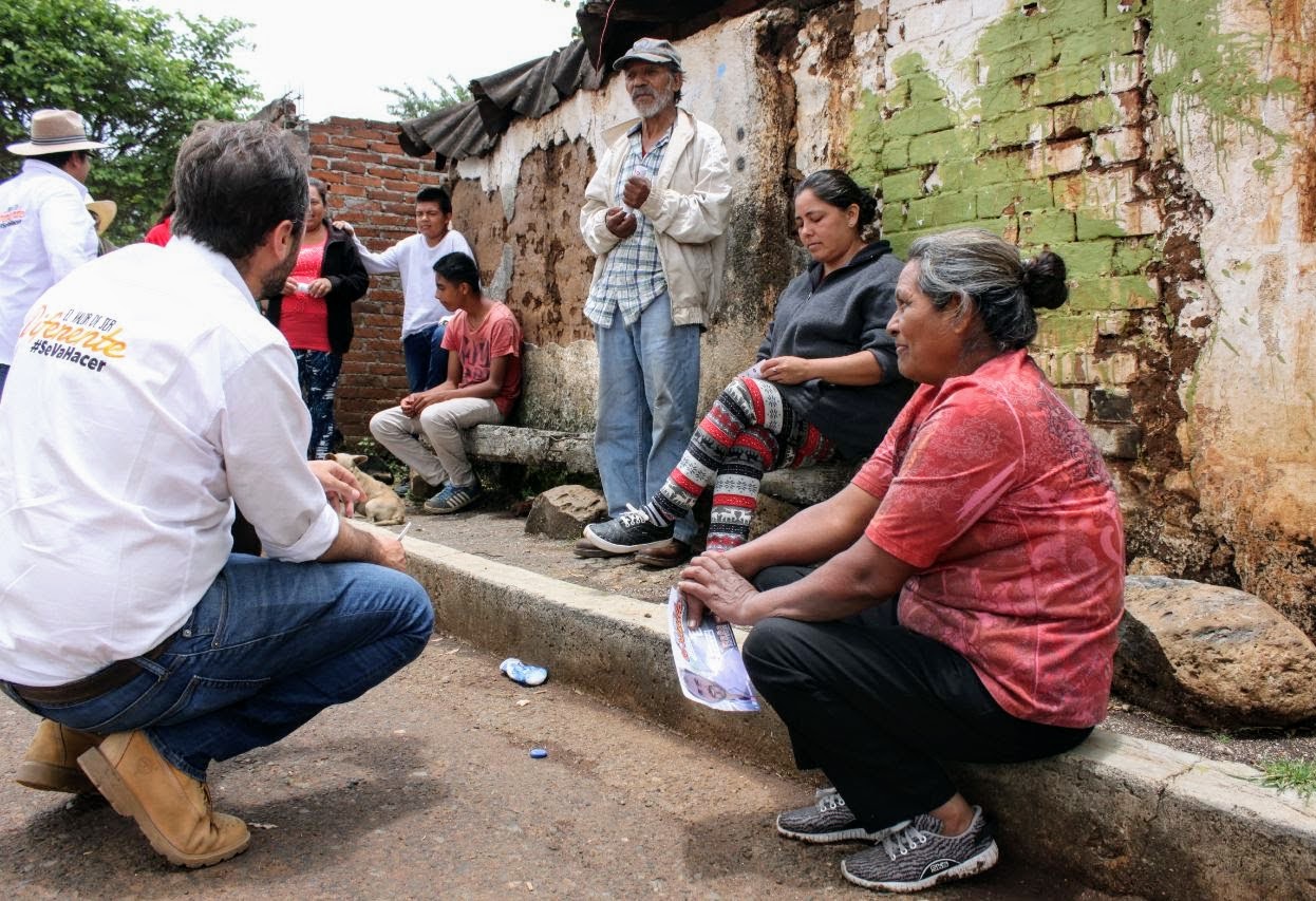 Meño Antúnez, reta a candidatos a renunciar a bonos y privilegios.