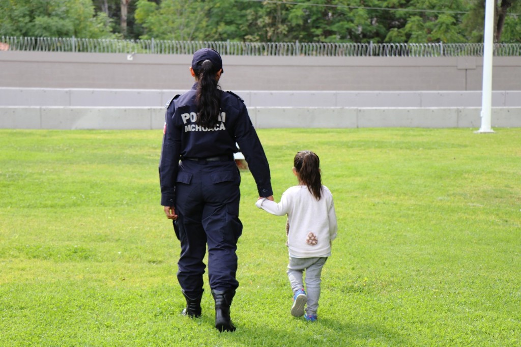 Madres policías cuidan de sus hijas e hijos y de las y los michoacanos