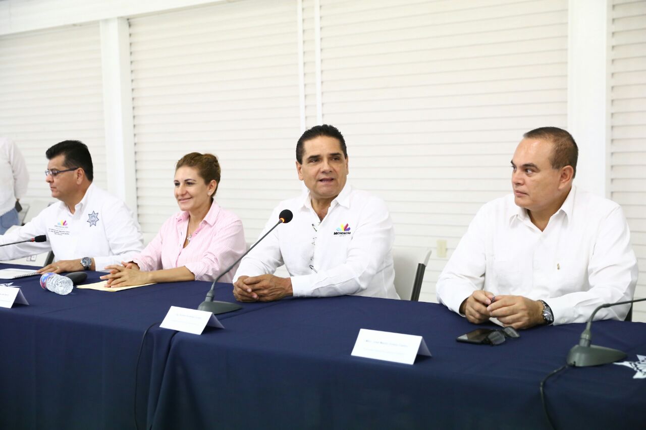 Confianza de la ciudadanía, clave para mejorar seguridad: Silvano Aureoles