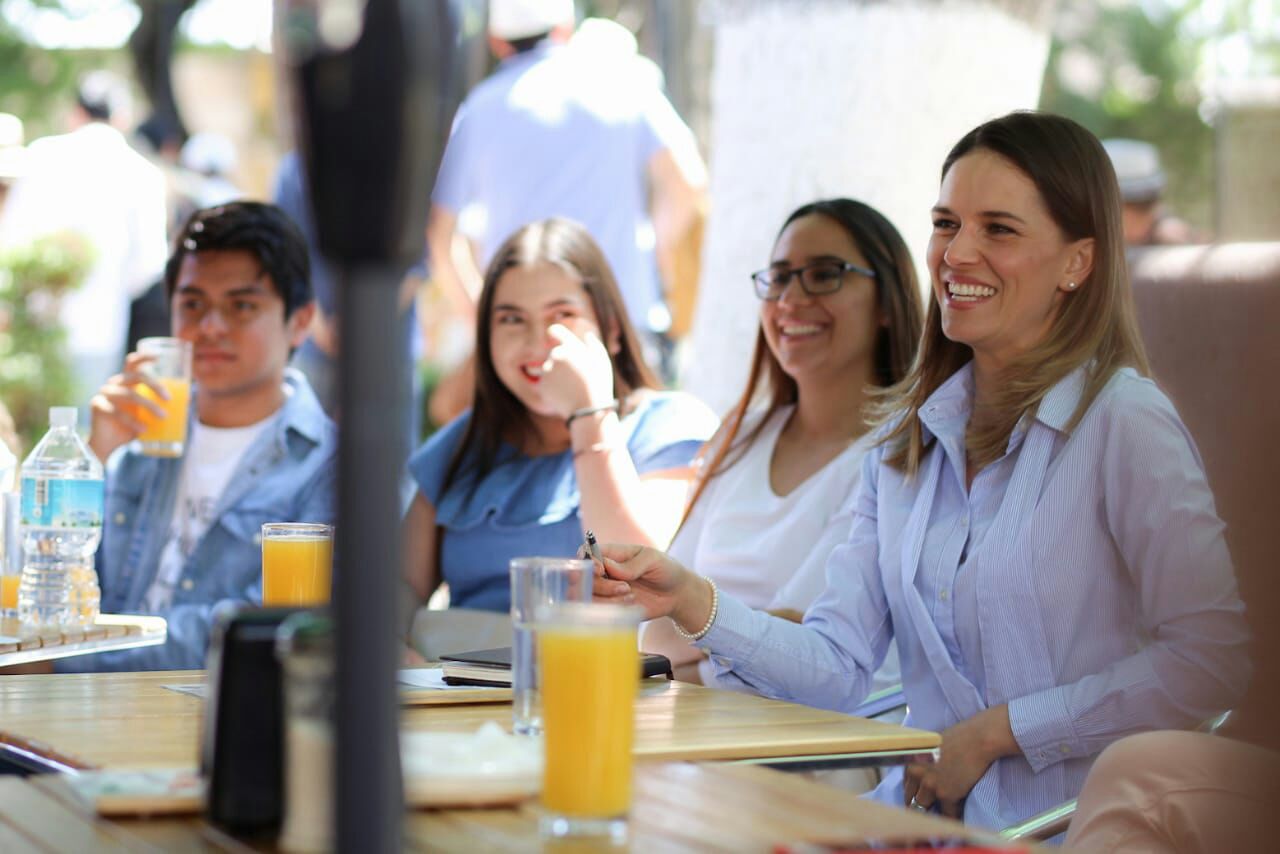 El emprendimiento debe ser apoyado por la autoridad: Daniela de los Santos