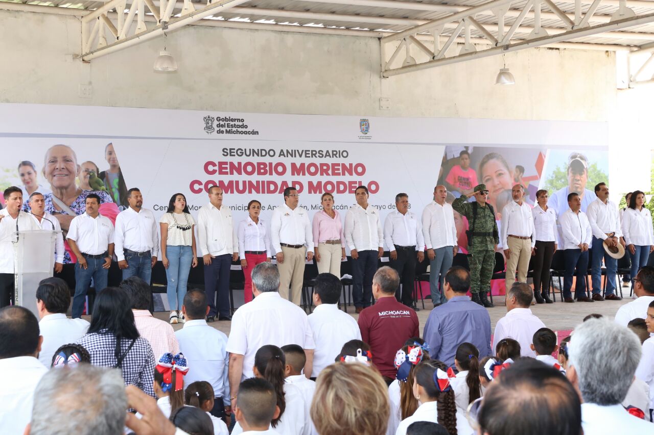 Celebra Cenobio Moreno segundo aniversario de su transformación