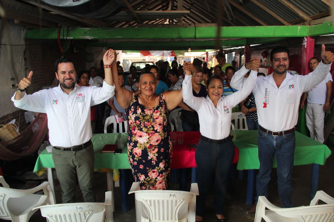 Plantea Reyes Galindo fortalecer programas de salud en el distrito 01