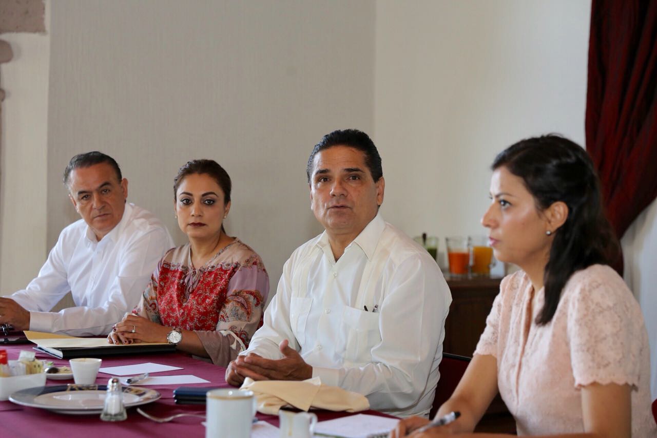 Revisa Gobernador acciones estratégicas por Michoacán