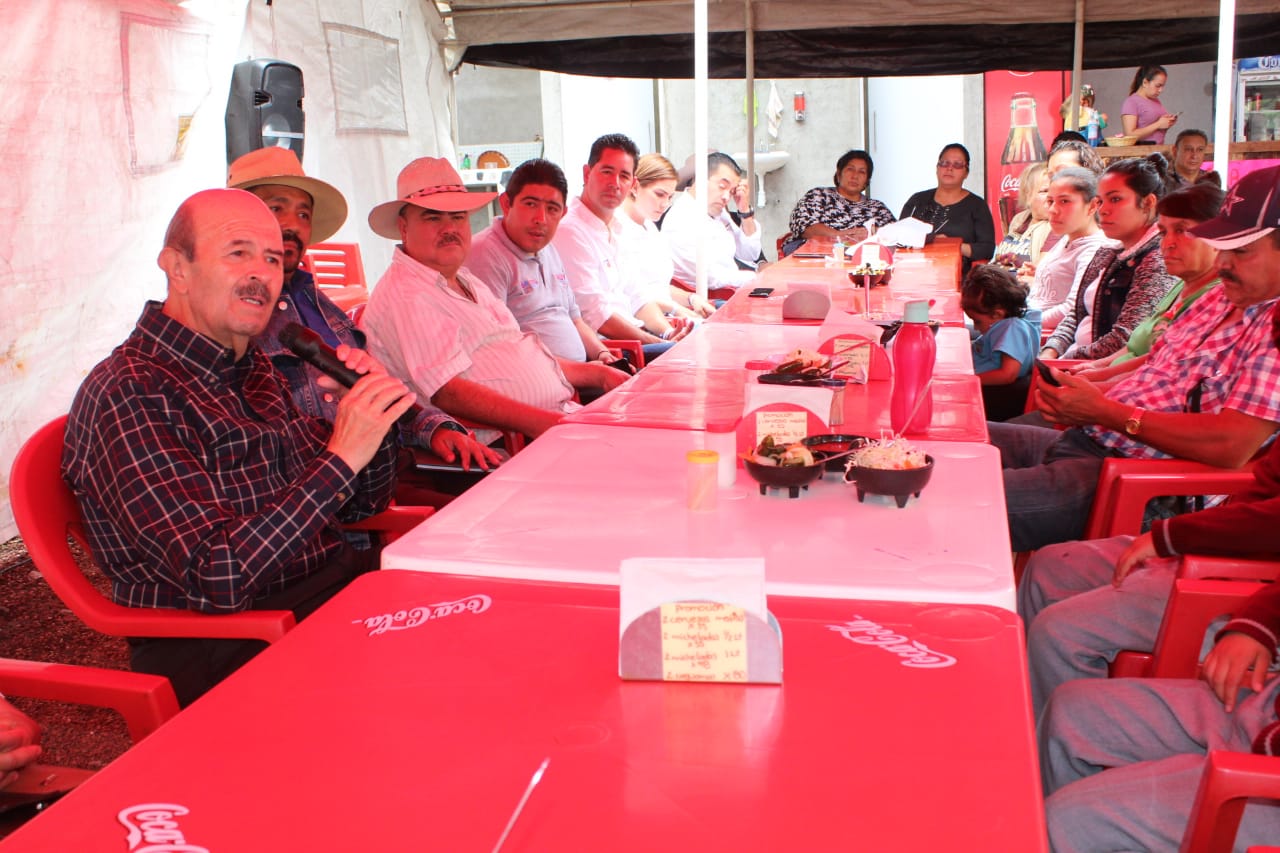 No hay que rajarnos, vamos con Fausto Vallejo Figueroa, aseguraron vecinos del oriente de Morelia