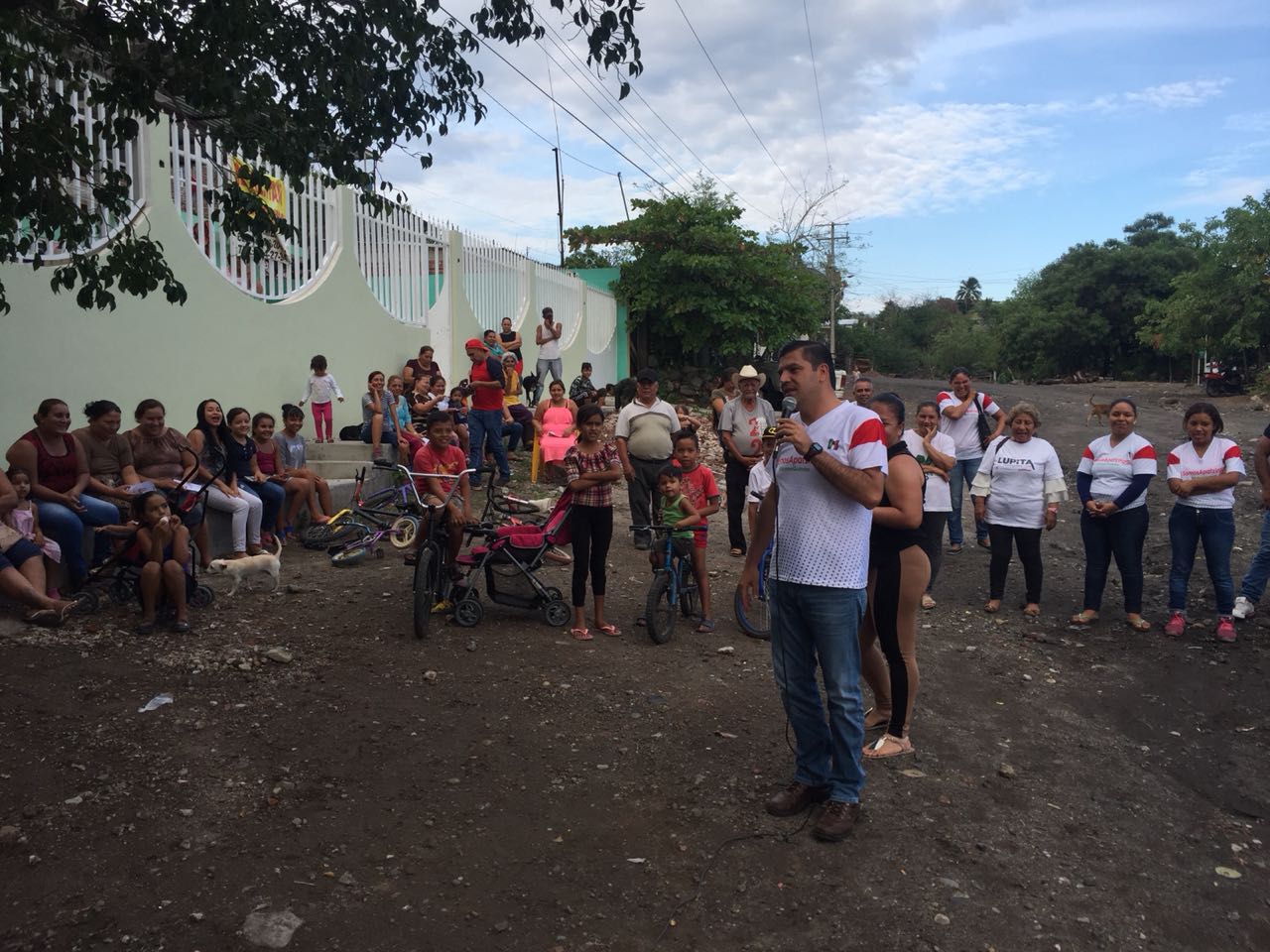 La alianza de César Chávez es con el ciudadano.