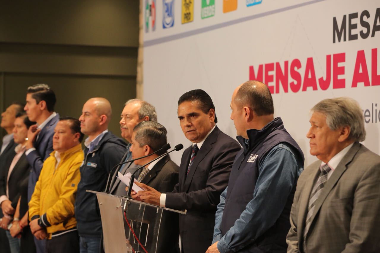 No permitiremos que poderes oscuros vulneren a las instituciones: Silvano Aureoles