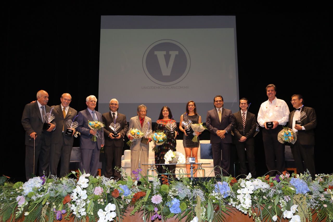 Llama Gobernador a consolidar la democracia, instituciones fuertes y una sociedad justa