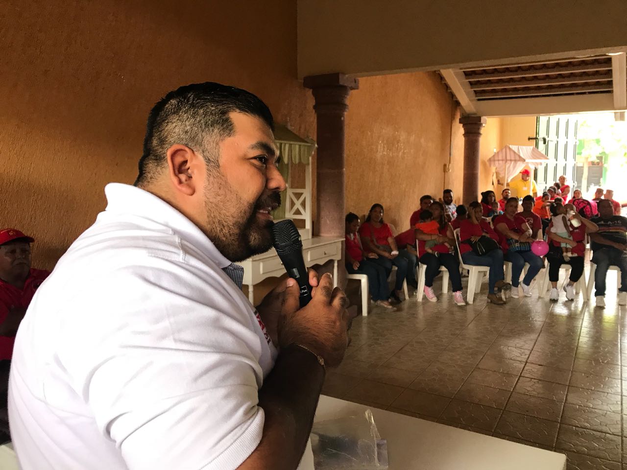 La organización ciudadana, clave para incentivar la inclusión e igualdad social: Paco Haucus.