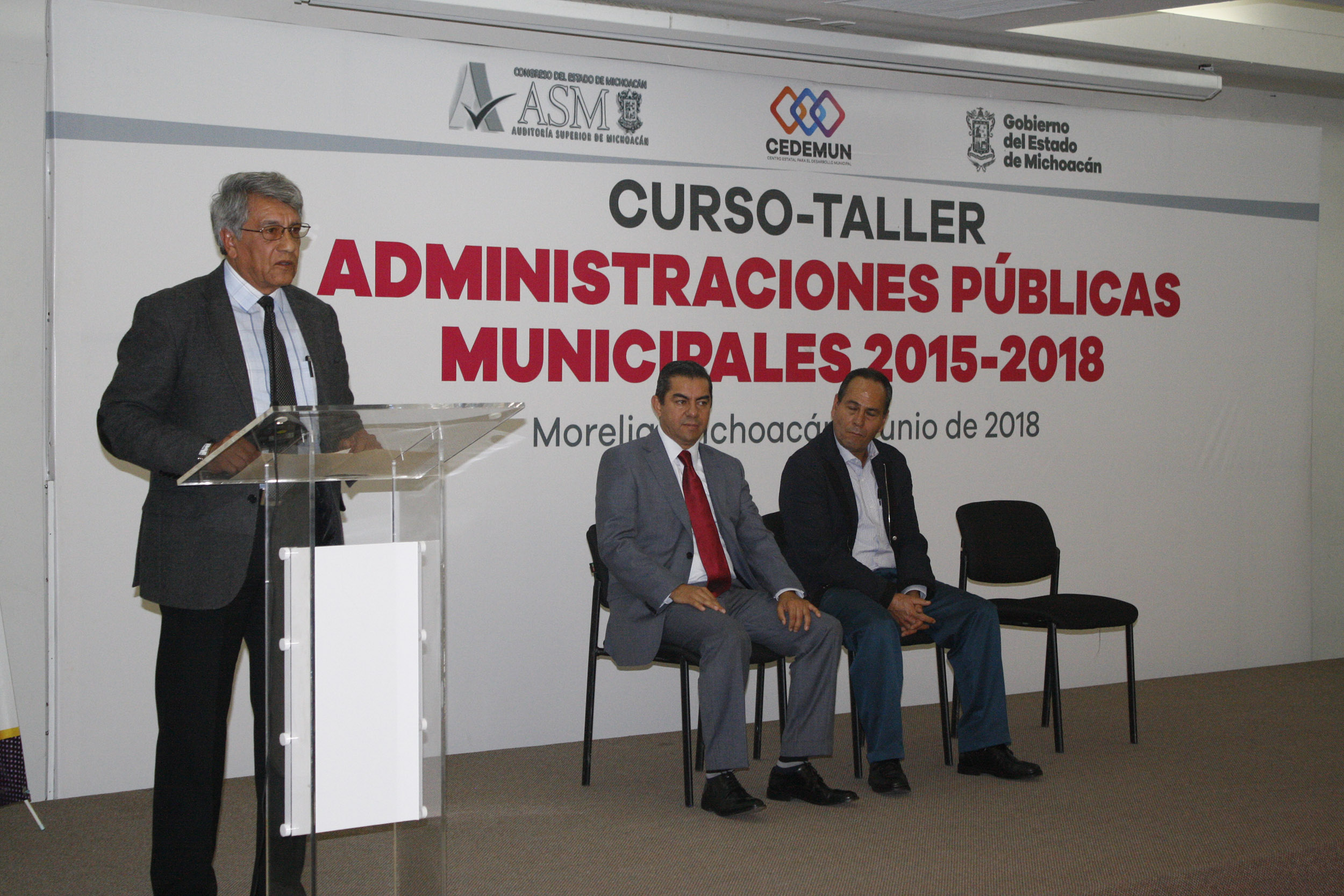 Concluyen más de 700 funcionarias y funcionarios municipales capacitación en entrega-recepción